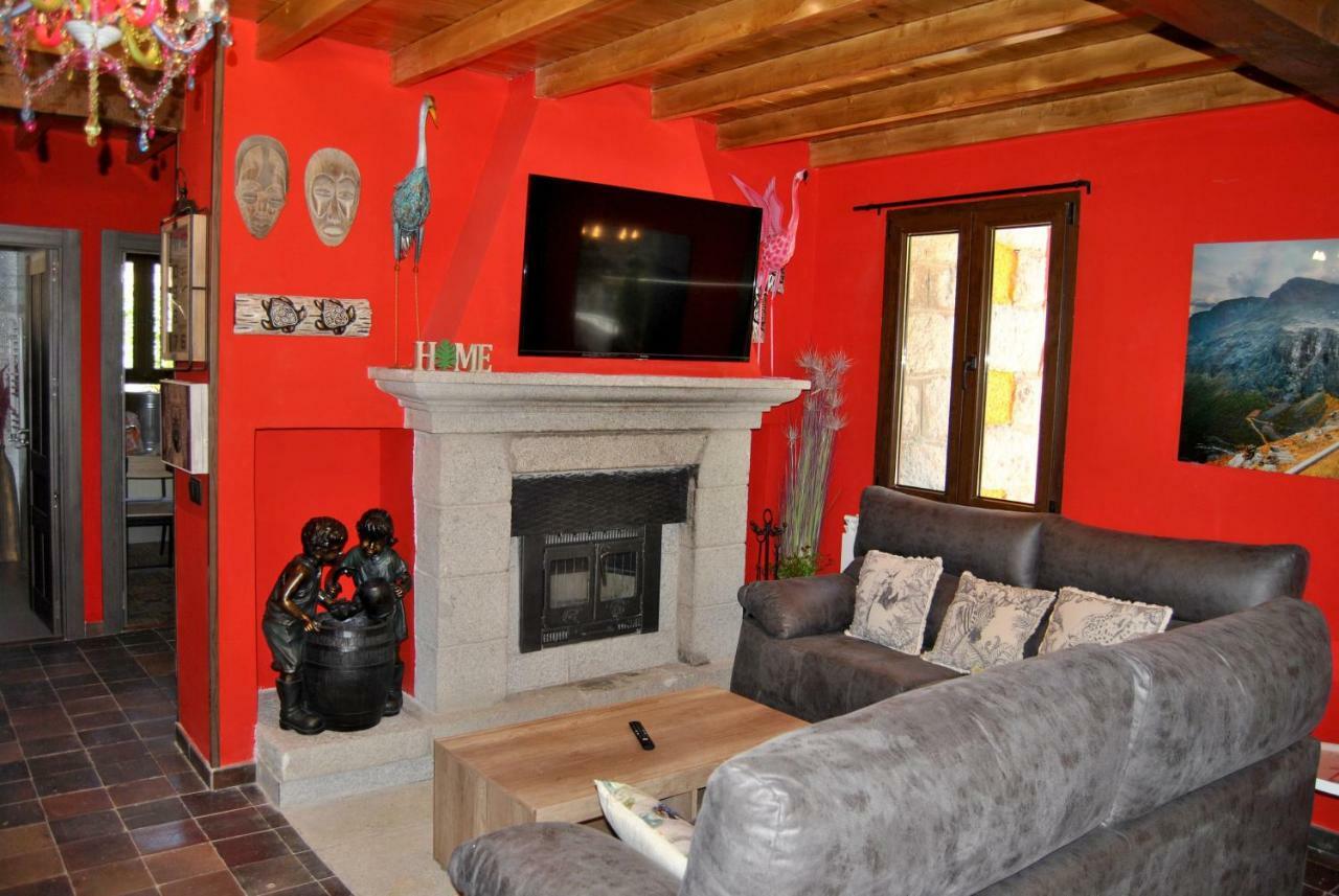 Complejo Casas Rurales Mansiones Y Villas Deluxe Collado Mediano ภายนอก รูปภาพ