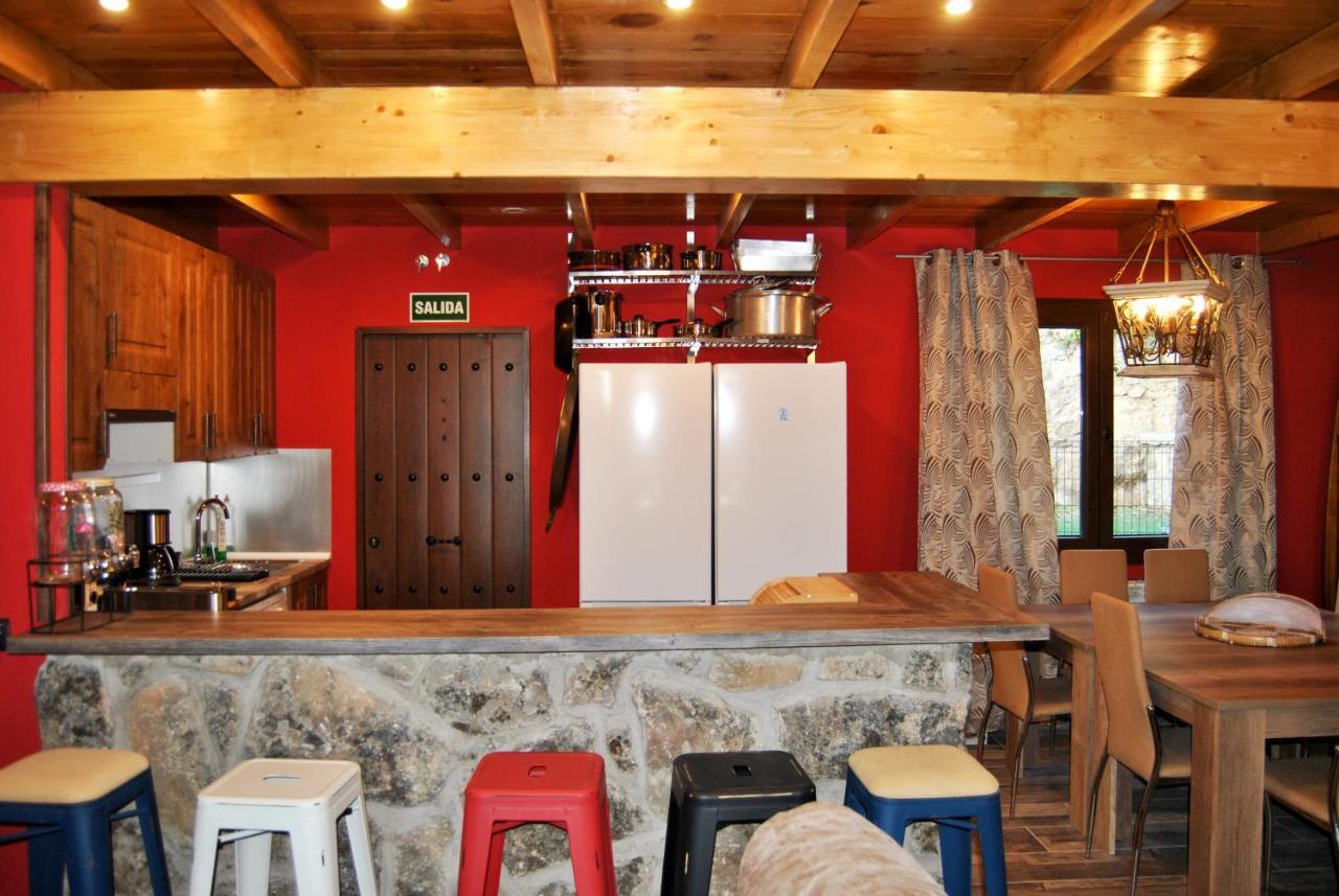 Complejo Casas Rurales Mansiones Y Villas Deluxe Collado Mediano ภายนอก รูปภาพ