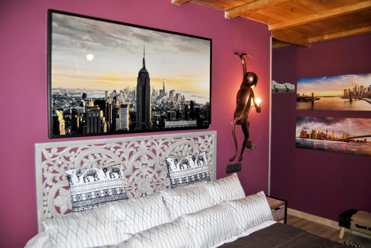 Complejo Casas Rurales Mansiones Y Villas Deluxe Collado Mediano ภายนอก รูปภาพ