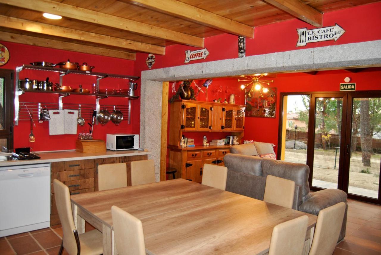Complejo Casas Rurales Mansiones Y Villas Deluxe Collado Mediano ภายนอก รูปภาพ