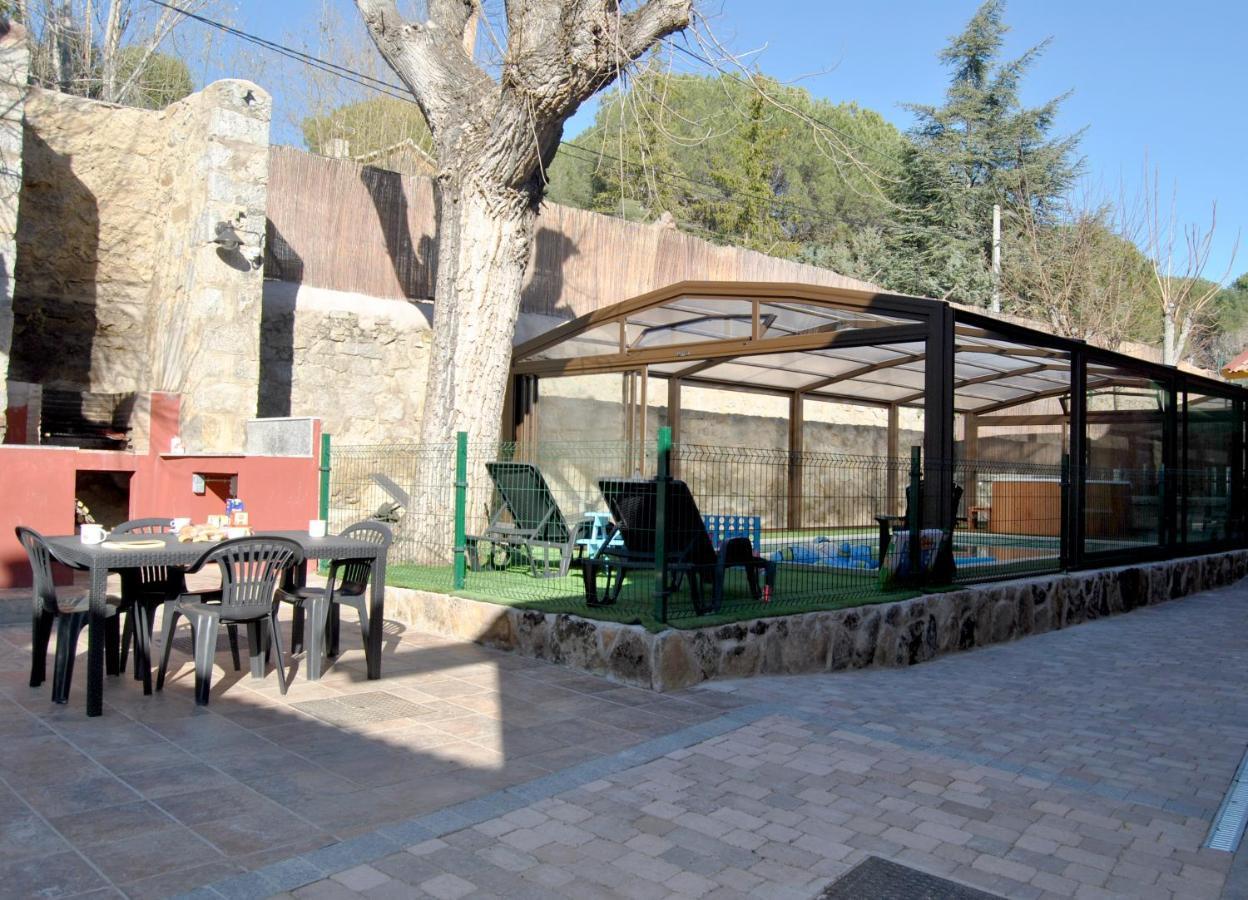Complejo Casas Rurales Mansiones Y Villas Deluxe Collado Mediano ภายนอก รูปภาพ